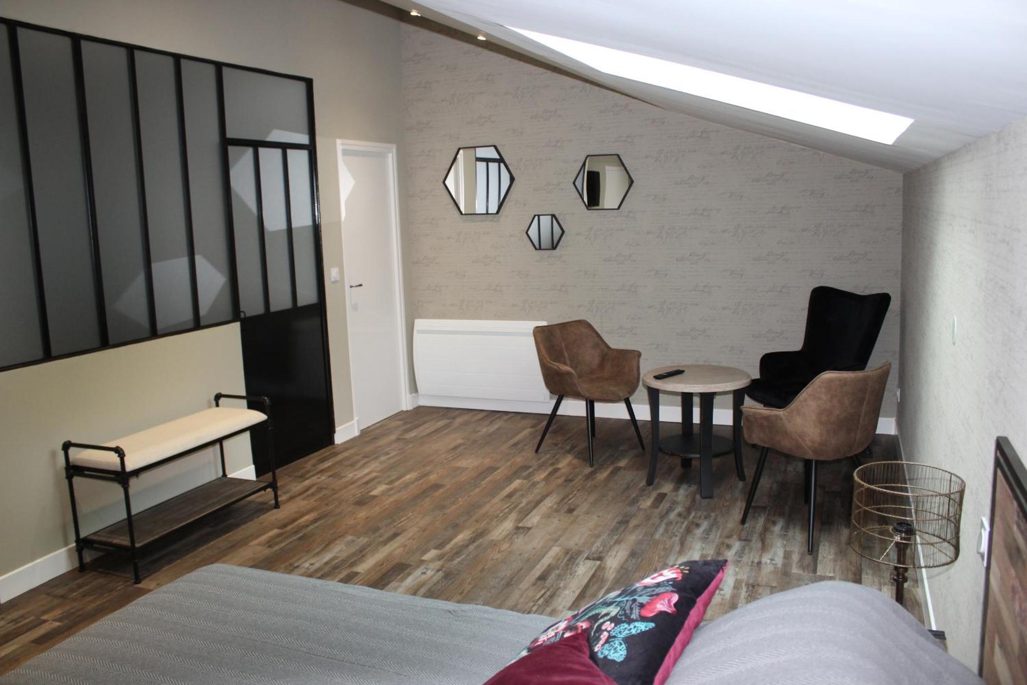 Hotel La Part Des Anges Mardeuil Habitación foto